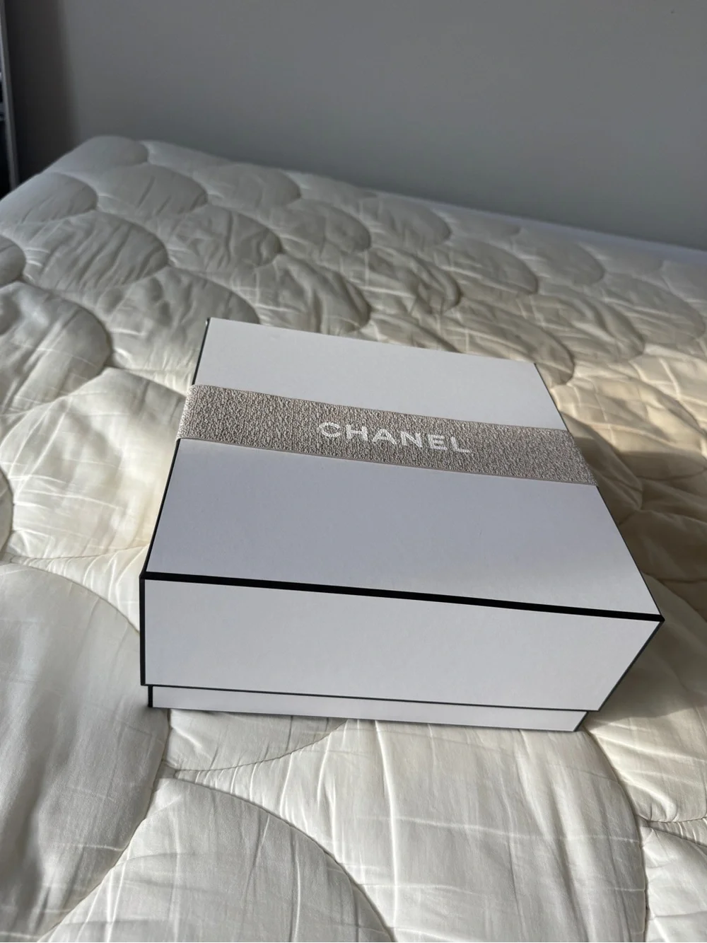 CHANEL White Gift Box with Beige Branded Ribbon